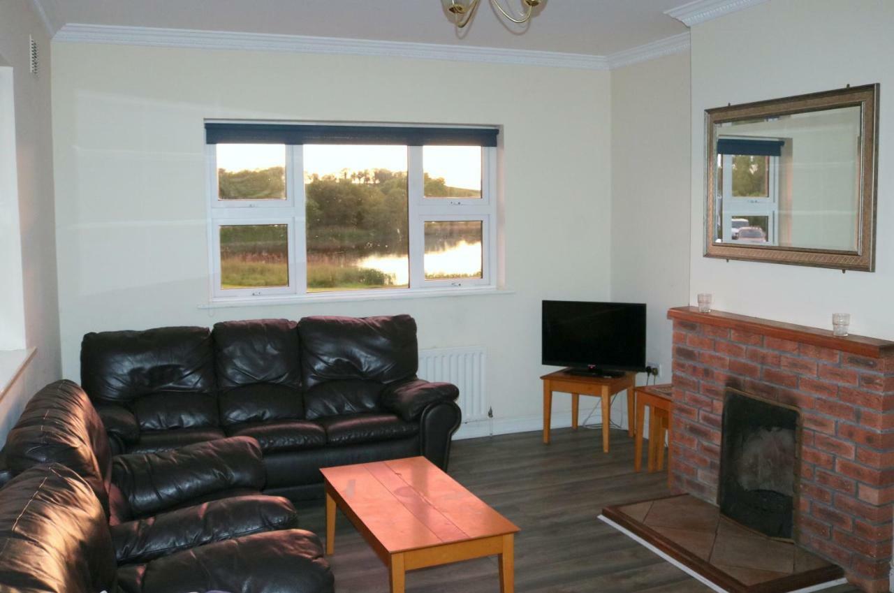 Clonandra Cottages Belturbet Екстериор снимка